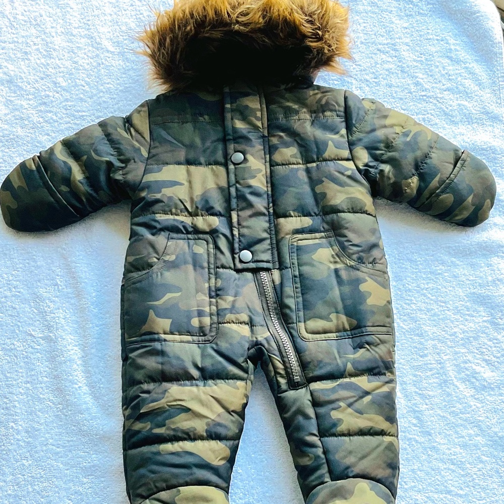 Rothschild Baby Boy Camo-Print SNOWSUIT With Hood